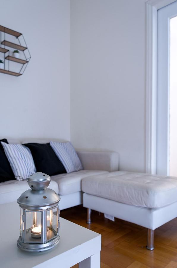 Beautiful 2Bd Apartment Near Historic Center Of เอเธนส์ ภายนอก รูปภาพ